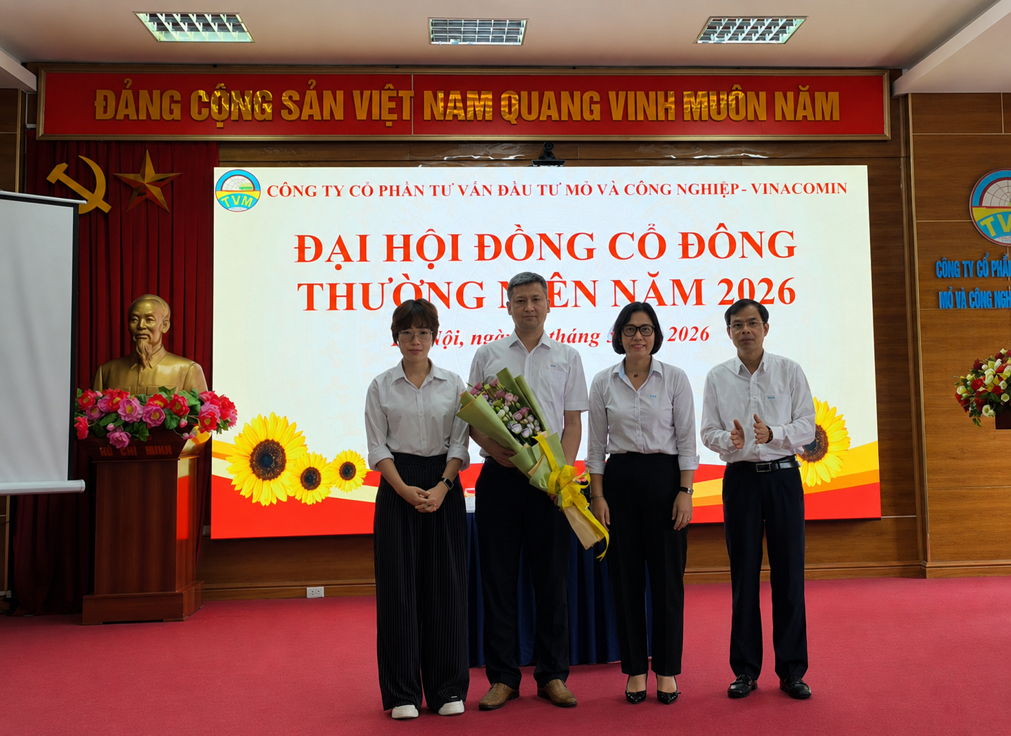 ChatGPT Image 15_40_56 8 thg 5, 2026.png